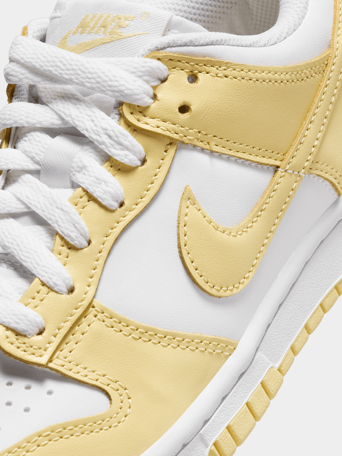 Nike Junior Dunk Low White/Soft Yellow Sneaker